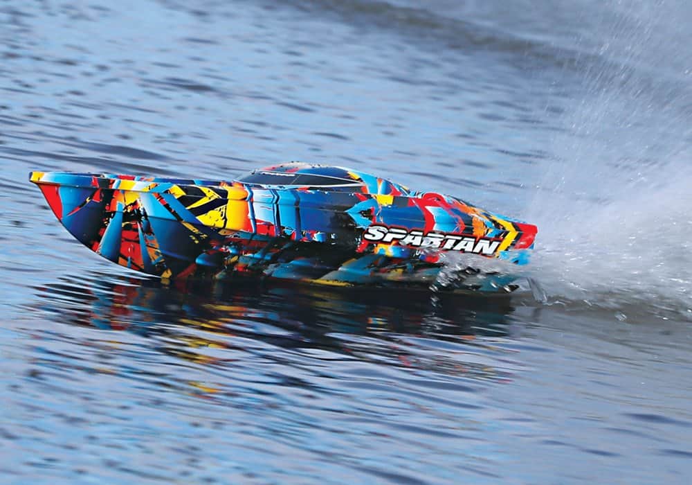 סירת מירוץ דגם ספרטן SR צבעונית מוכנה להשטה תוצרת טרקסס