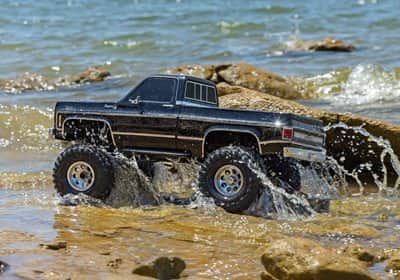 92056-4-TRX4-K10-Pickup-Action-3qtr-RtoL-4099-BLK