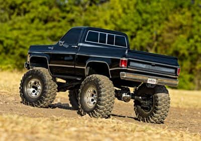 92056-4-TRX4-K10-Pickup-Action-REAR-RtoL-3933-BLK