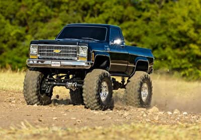 92056-4-TRX4-K10-Pickup-Action-3qtr-LtoR-4159-BLK