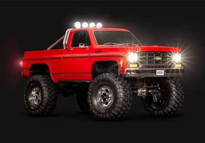 9262X-8038-K10-TRX-4-Front-3qtr-w-LEDs-Rollbar