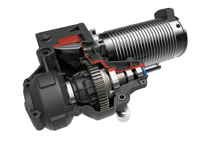 טרקסס UDR 4X4 1/7 החדשה דזרט רייסר 6S בראשלס ירוקה כולל תאורה